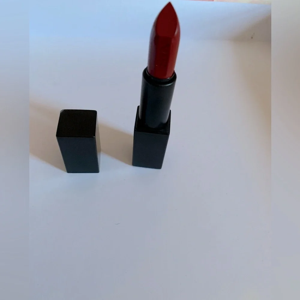NARS AUDACIOUS lipstick Rouge A Levers shade, Shirley Red limited edition